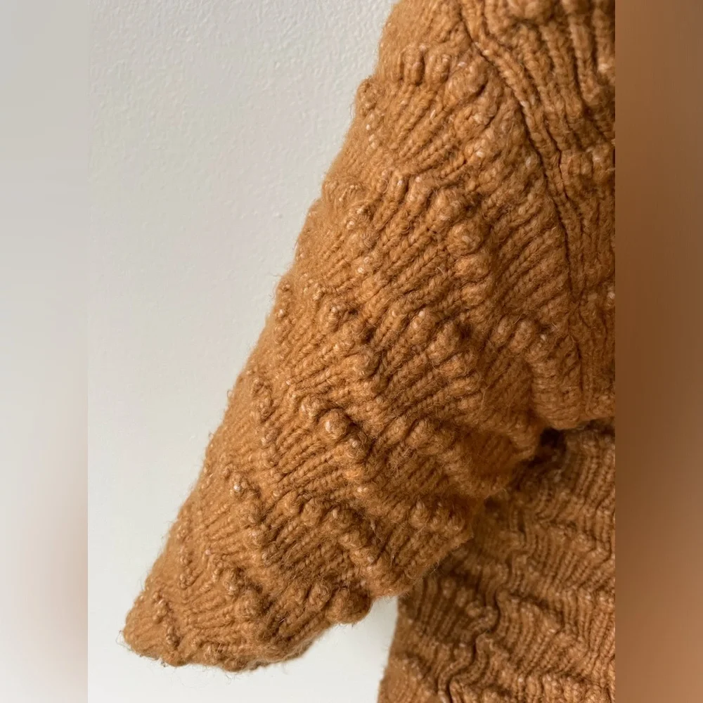 Chunky knit Cropped Jumper - Picture 6 of 8